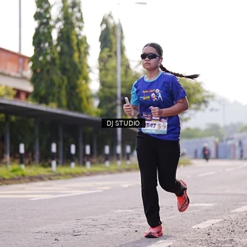 Runner Photo 8386923