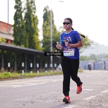 Runner Photo 8386926