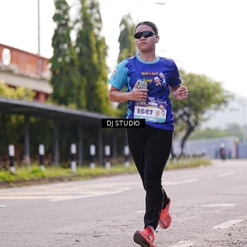 Runner Photo 8386941
