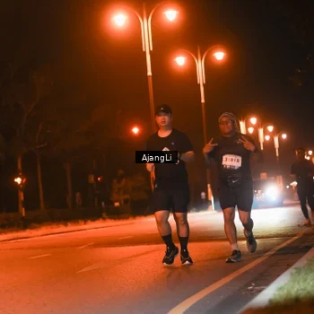 Runner Photo 8386942
