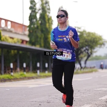 Runner Photo 8386944