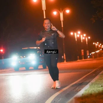 Runner Photo 8386983