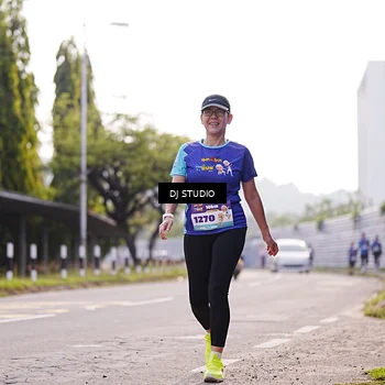 Runner Photo 8387000