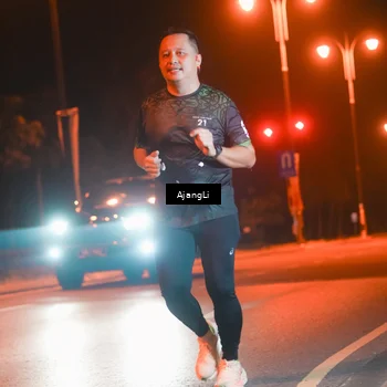 Runner Photo 8387003