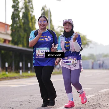 Runner Photo 8387024