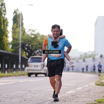 Runner Photo 8387050