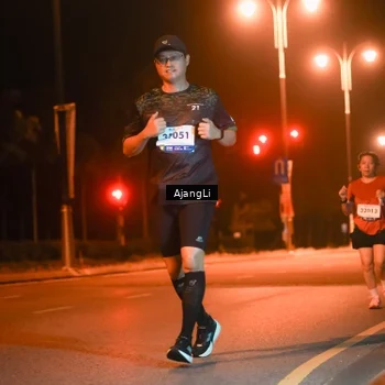 Runner Photo 8387061