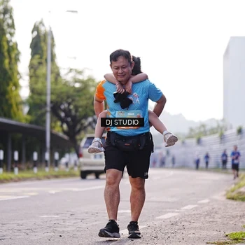 Runner Photo 8387065