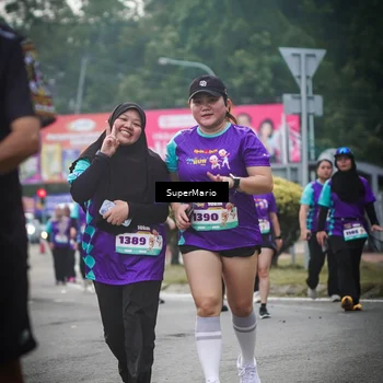 Runner Photo 8387074