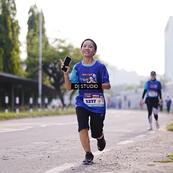 Runner Photo 8387082