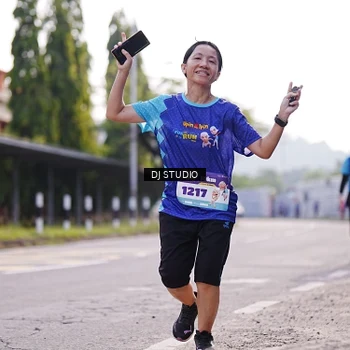 Runner Photo 8387115