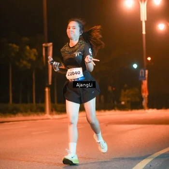 Runner Photo 8387146