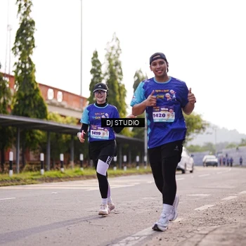 Runner Photo 8387149