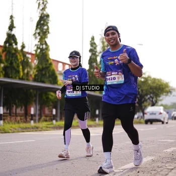 Runner Photo 8387167