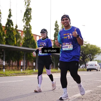 Runner Photo 8387173