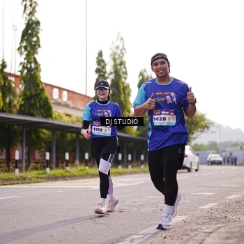 Runner Photo 8387210