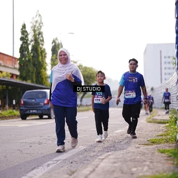 Runner Photo 8387228