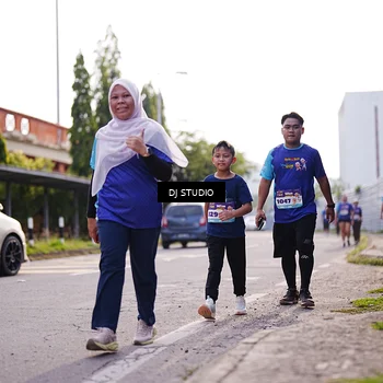 Runner Photo 8387240
