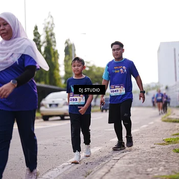 Runner Photo 8387246