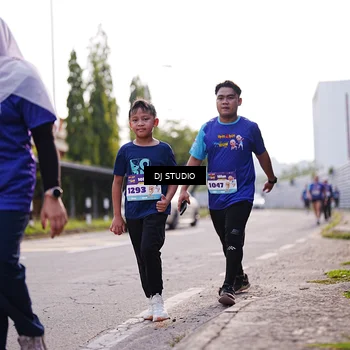 Runner Photo 8387252