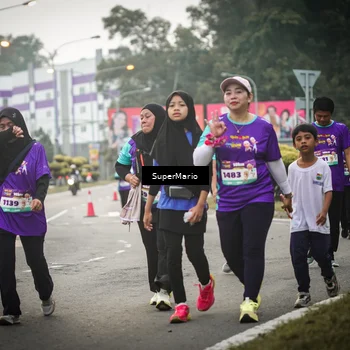 Runner Photo 8387253