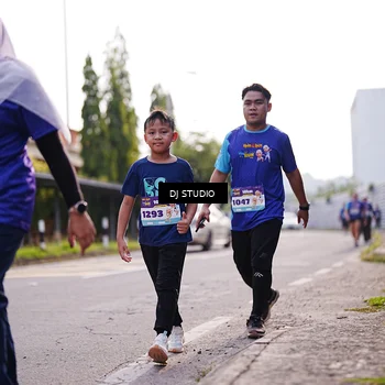Runner Photo 8387255