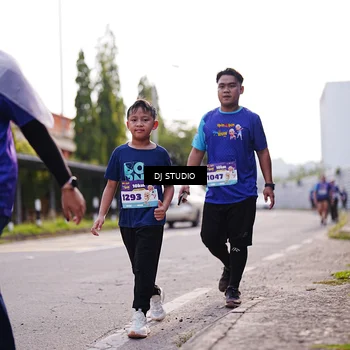 Runner Photo 8387257