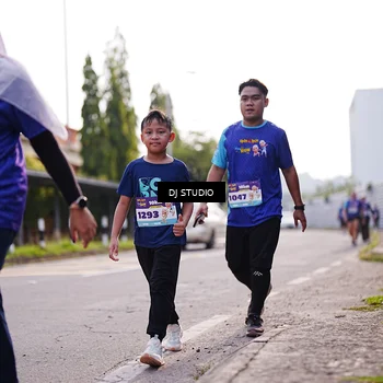 Runner Photo 8387261