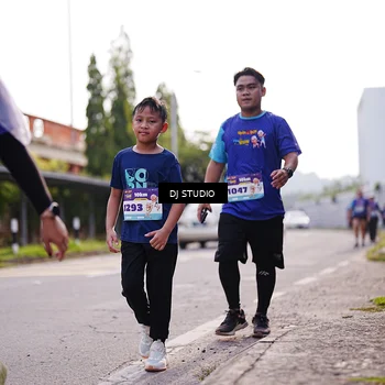 Runner Photo 8387262
