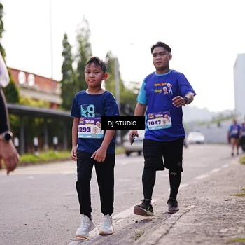 Runner Photo 8387264