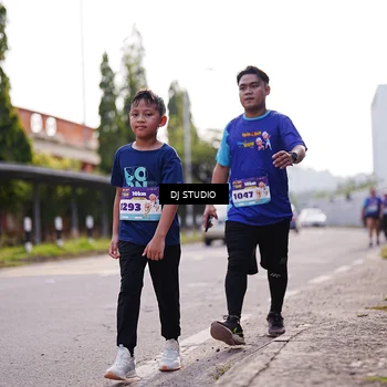 Runner Photo 8387269