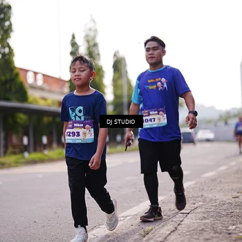 Runner Photo 8387270