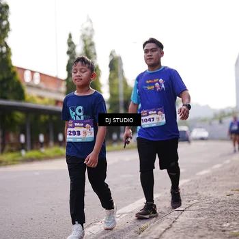 Runner Photo 8387271