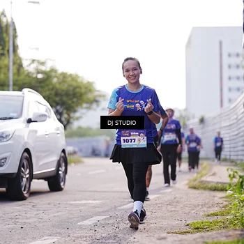 Runner Photo 8387276