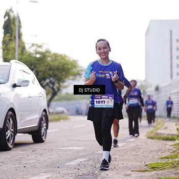 Runner Photo 8387283