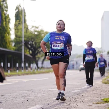 Runner Photo 8387302