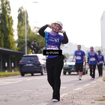 Runner Photo 8387321