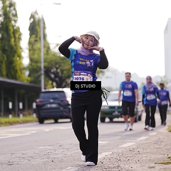 Runner Photo 8387324