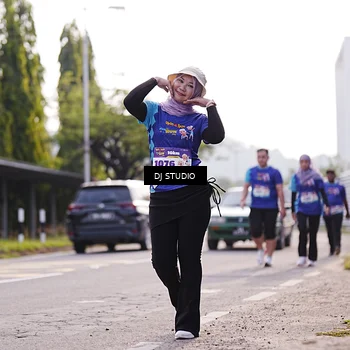 Runner Photo 8387325
