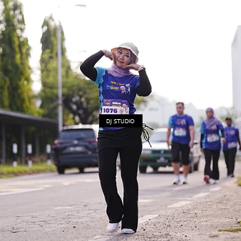 Runner Photo 8387328