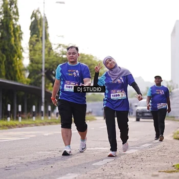 Runner Photo 8387342