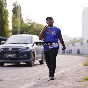Runner Photo 8387371