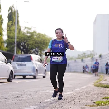 Runner Photo 8387412