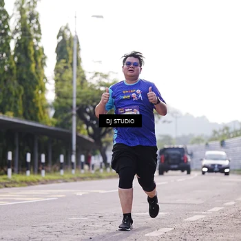 Runner Photo 8387432