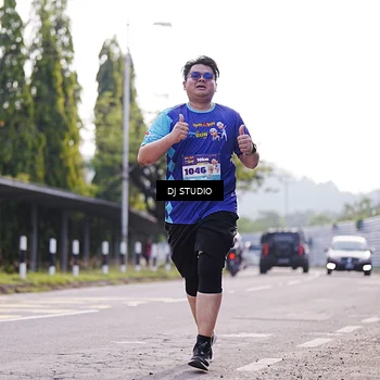 Runner Photo 8387438