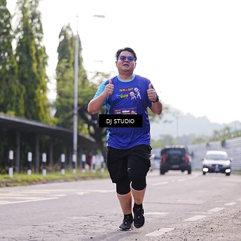 Runner Photo 8387440