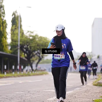 Runner Photo 8387449