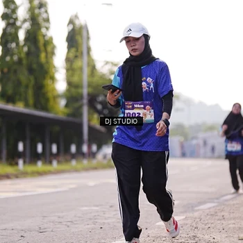 Runner Photo 8387463