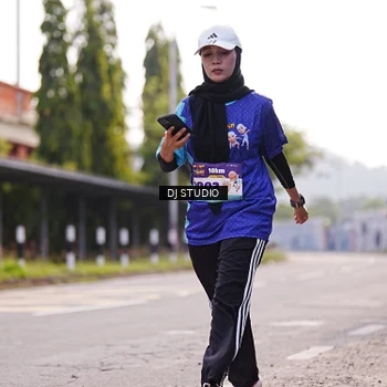 Runner Photo 8387468