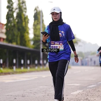 Runner Photo 8387469